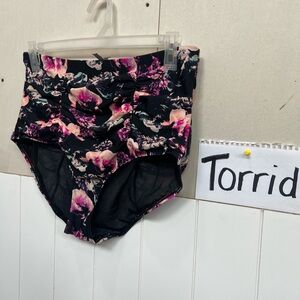 Torrid Floral High-Waisted Bikini Bottoms size 2